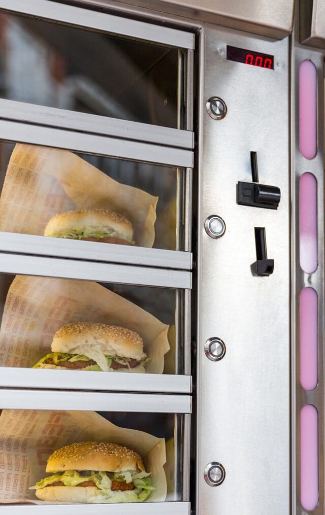 Vending machines for hamburgers and hot dogs