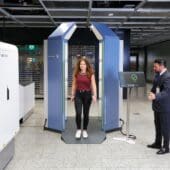 El escáner de seguridad de paso de Rohde & Schwarz
