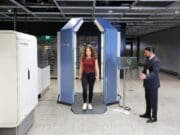 El escáner de seguridad de paso de Rohde & Schwarz
