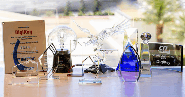 DigiKey obtuvo 16 premios de sus proveedores durante la Cumbre de Liderazgo EDS 2025 DigiKey obtuvo 16 premios de sus proveedores durante la Cumbre de Liderazgo EDS 2025