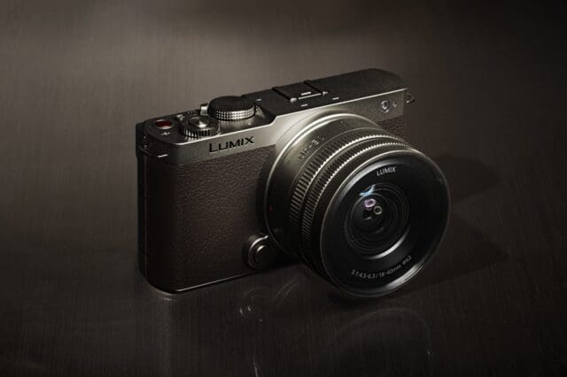 Panasonic lanza una edición limitada de la LUMIX S9 Titanium Gold en Europa