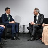 Amazon aumenta su inversión en España hasta los 33.700 millones de euros para ampliar su infraestructura de centros de datos e impulsar la innovación en IA en Europa Amazon aumenta su inversión en España hasta los 33700 millones de euros