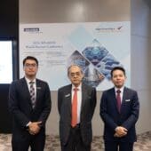 Advantech Chairman KC Liu (center), Embedded Sector President Miller Chang (right), and IoT Automation Sector VP ChingPo Lin (left) jointly attended the COMPUTEX press conference