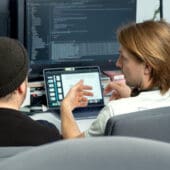 La solución de software OPTIFICIENT™ de Industrial Analytics ayuda a reducir el consumo de energía y los costos operativos de los sistemas de calefacción, ventilación y aire acondicionado software OPTIFICIENT